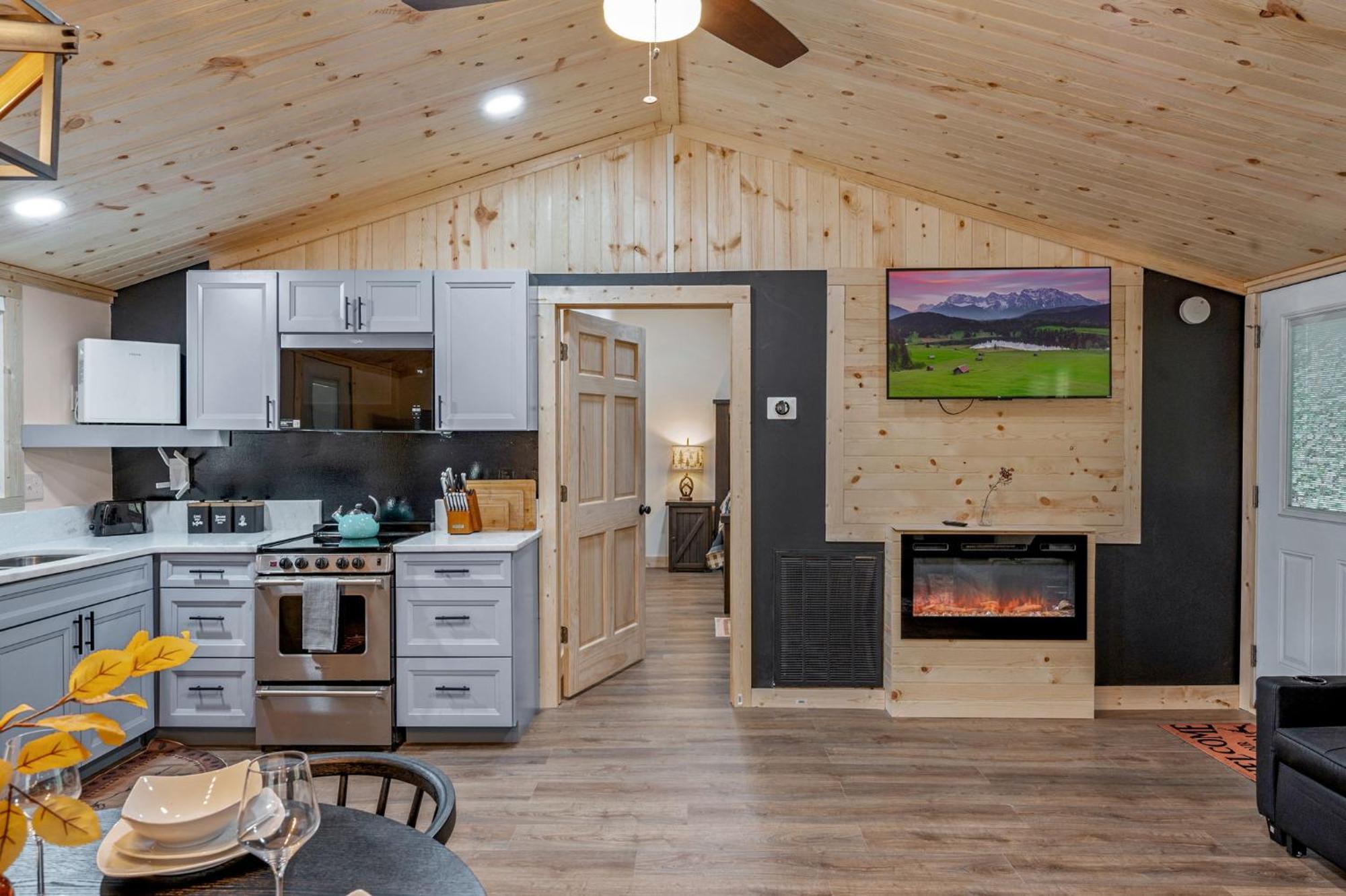 Cozy Cove Villa Сивиървил Екстериор снимка